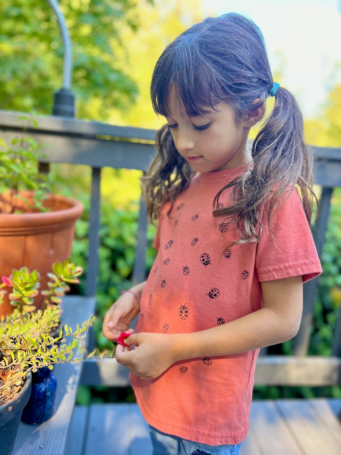 LADYBUGS | ORGANIC COTTON KIDS' T-SHIRT