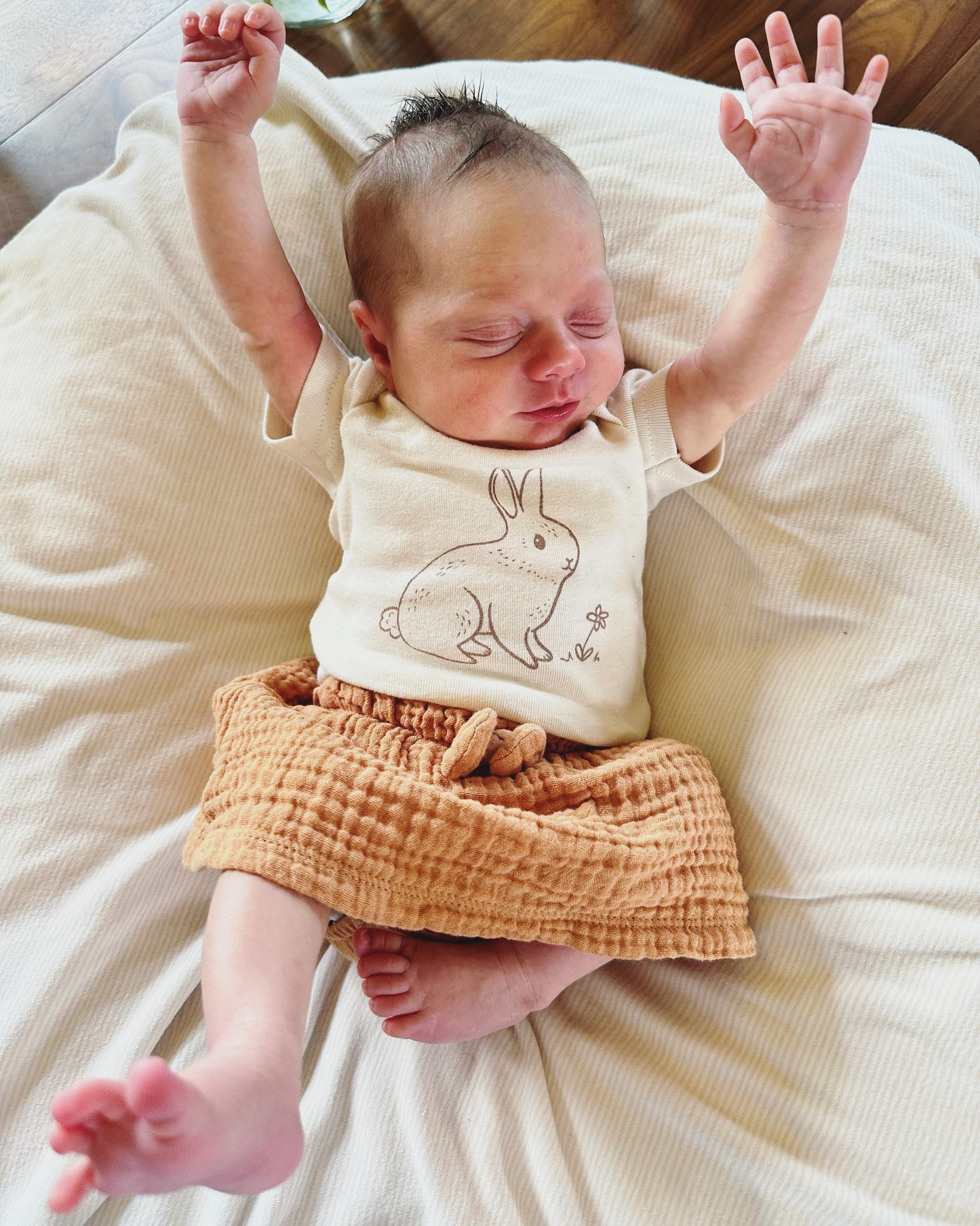 BUNNY | ORGANIC COTTON BABY ONESIE