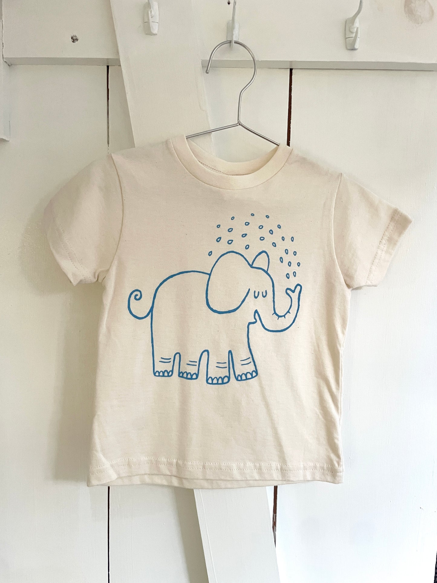 SPLASHY ELEPHANT | ORGANIC COTTON T-SHIRT